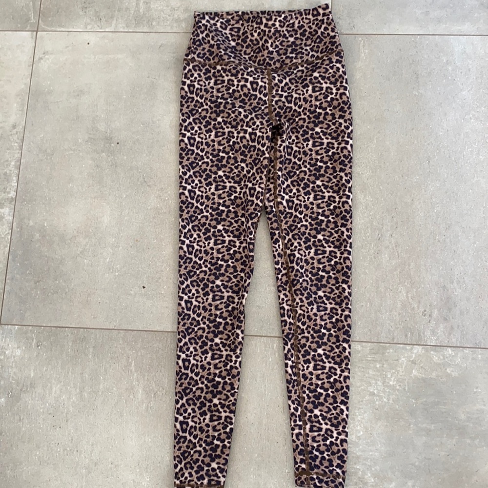 American eagle cheetah print leggings